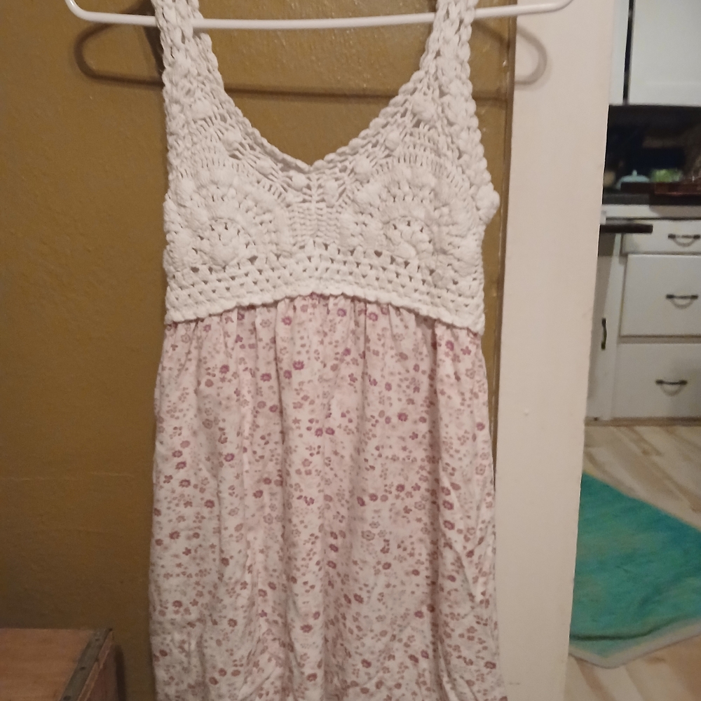 Jessica Simpson White Crochet Floral Dress